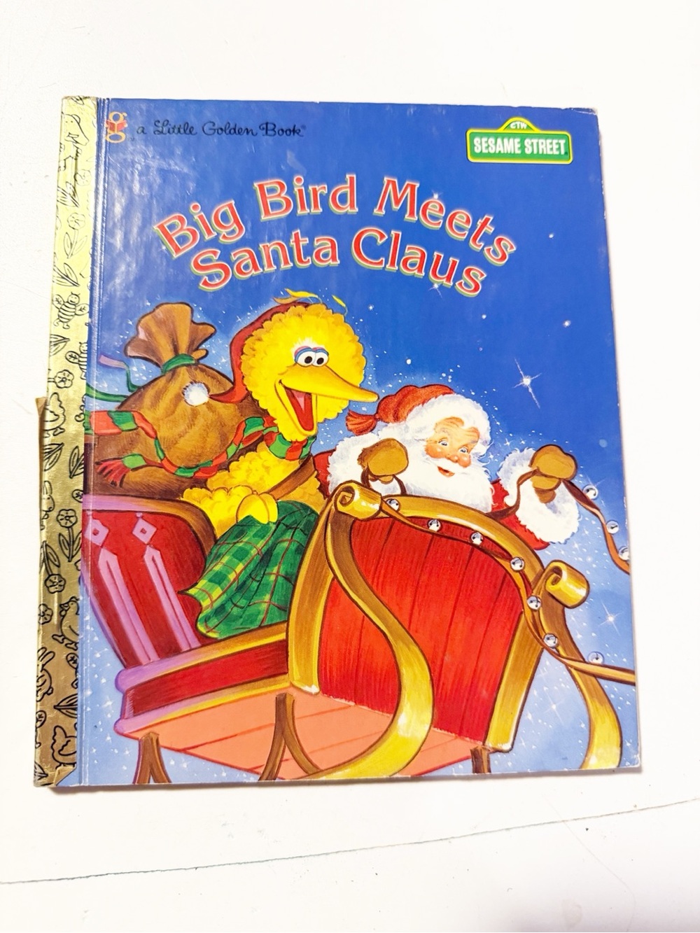 Little Golden Book Sesame Street Big Bird meets Santa Claus 1997